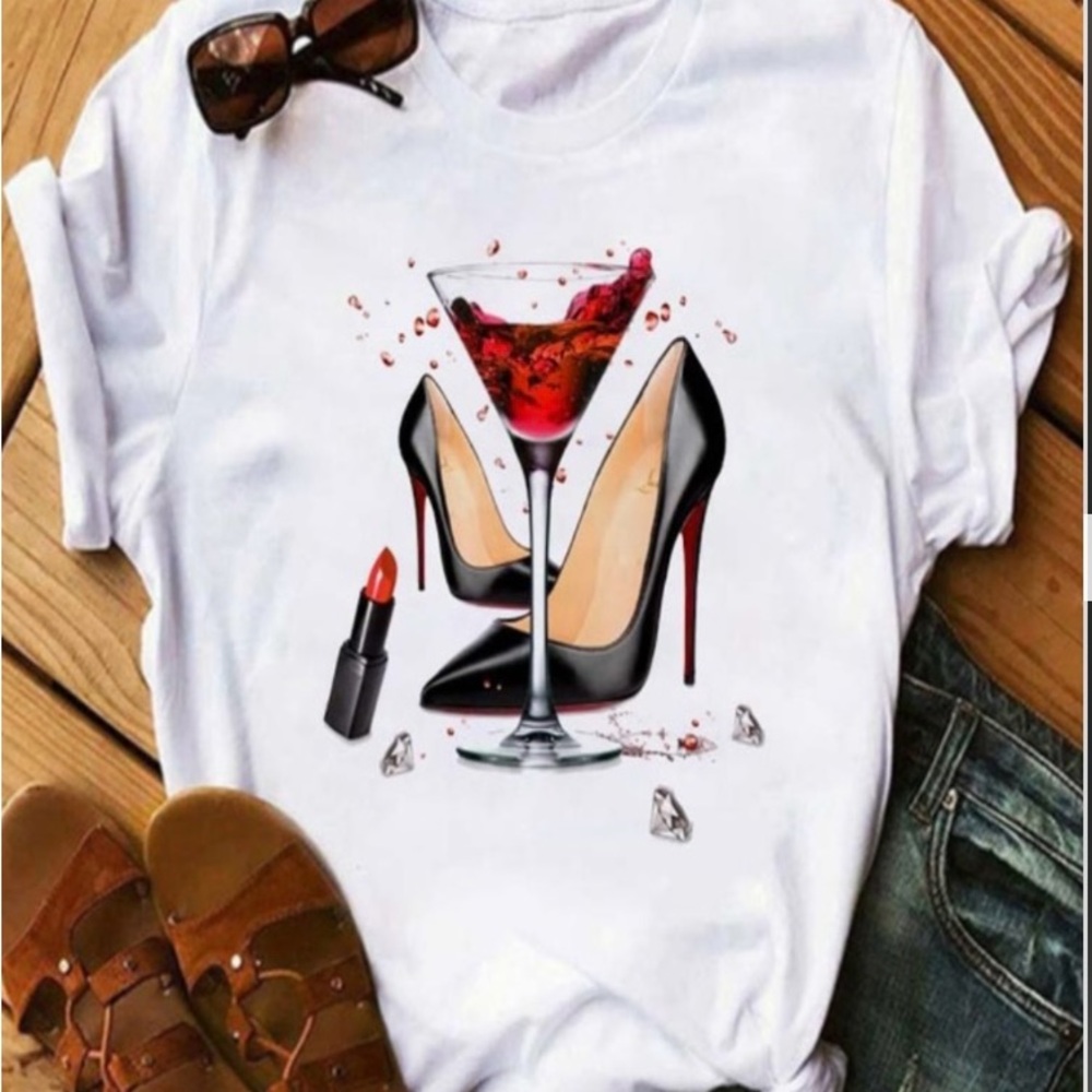 Stylish White Tee with Martini Graphic and Fashion Accents